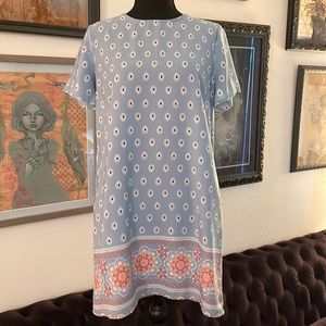 Lulu's printed midi dress with pockets.